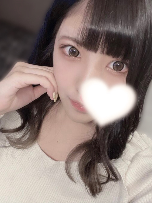 愛川なゆ